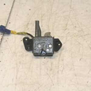 2006 TOYOTA YARIS 1.0. BOOT LID TAIL GATE LOCKING LATCH CATCH