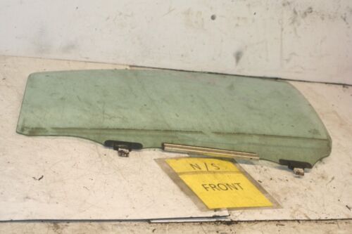 2006 TOYOTA YARIS 1.0. PASSENGER SIDE FRONT WINDOW GLASS