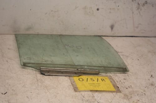 2006 TOYOTA YARIS 1.0. DRIVER SIDE REAR WINDOW GLASS