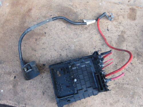 2006 SEAT LEON MK2 1.6 PETROL. BATTERY FUSE BOARD BOX