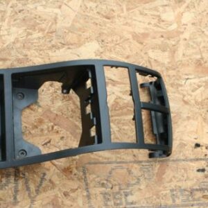 2006 MERCEDES ML 320 CDI W164. REAR CENTRE CONSOLE FRAME TRIM