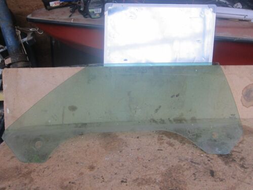 2003 MINI R52 1.6 PETROL. N/S PASSENGER SIDE WINDOW GLASS