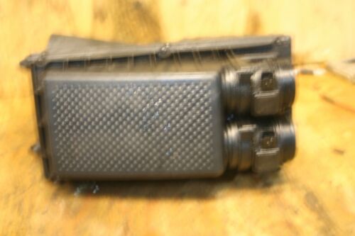 2008 RANGE ROVER VOGUE L322. MAF MASS AIR FLOW SENSOR 1 SUPPLIED. NO AIR BOX.
