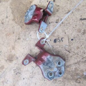 2003 HYUNDAI SANTA FE MK1 2.7 V6 PETROL. PASSENGER SIDE FRONT HINGES