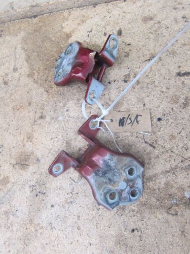 2003 HYUNDAI SANTA FE MK1 2.7 V6 PETROL. PASSENGER SIDE FRONT HINGES