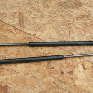 2006 MERCEDES ML 320 CDI W164. BOOT GAS STRUTS