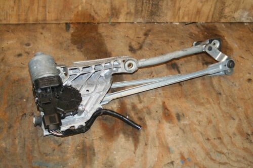 2015 FORD FIESTA MK7 1.0 ECO BOOST. FRONT WIPER MOTOR AND LINKAGE