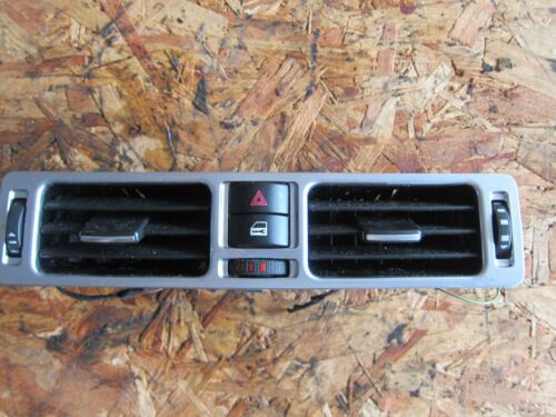 2011 RANGE ROVER VOGUE L322. AIR BLOWER VENTS HAZARD SWITCH LOCK BUTTONS