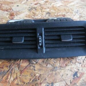 2011 RANGE ROVER VOGUE L322. TWIN AIR BLOWER VENTS