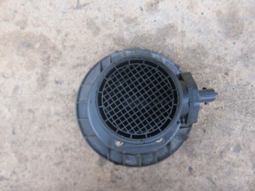 2003 NISSAN NAVARA D22. 2.5 3.0 ZD30 MAF MASS AIR FLOW METER SENSOR