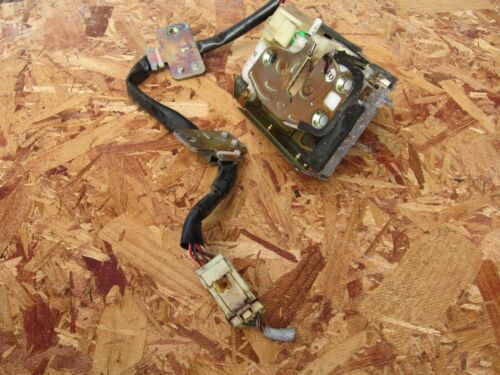 2002 HONDA CRV MK 2. DRIVER REAR DOOR LOCK MOTOR