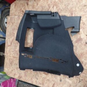 2002 AUDI A2. 1.4 PETROL. PASSENGER SIDE BOOT CARPET TRIM LINING