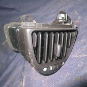 JAGUAR XJ8 3.2 V8 PETROL AUTOMATIC. HEATER AIR VENT