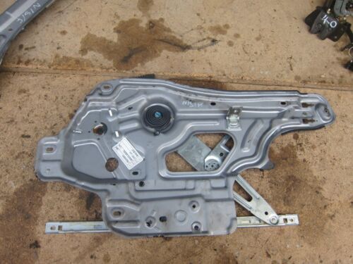 2003 HYUNDAI SANTA FE MK1 2.7 V6 PETROL. PASSENGER SIDE REAR WINDOW REGULATOR - Image 2