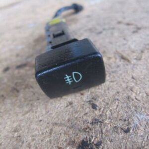 2003 HYUNDAI SANTA FE MK1 2.7 V6 PETROL. FRONT FOG SWITCH