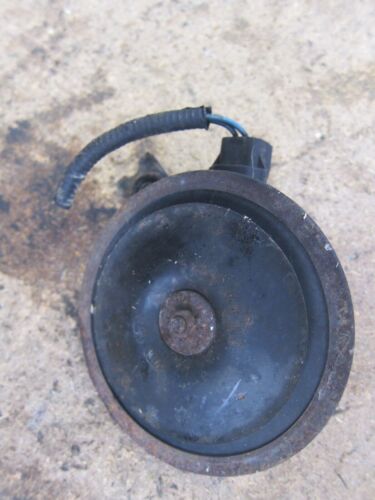 2003 HYUNDAI SANTA FE MK1 2.7 V6 PETROL. HORN - Image 2