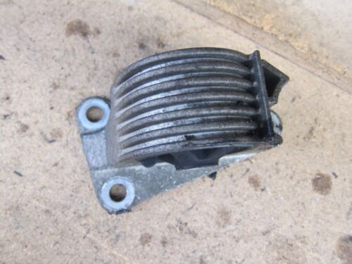 2003 MINI R52 1.6 PETROL. ENGINE MOUNT