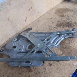 2003 HYUNDAI SANTA FE MK1 2.7 V6 PETROL. DRIVER SIDE FRONT WINDOW REGULATOR OSF