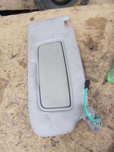 2007 VOLVO V50 FACELIFT 2.0 DIESEL MANUAL. DRIVER SUN VISOR - Image 2