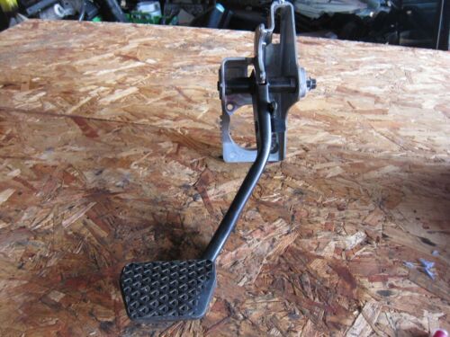2011 RANGE ROVER VOGUE L322. BRAKE PEDAL