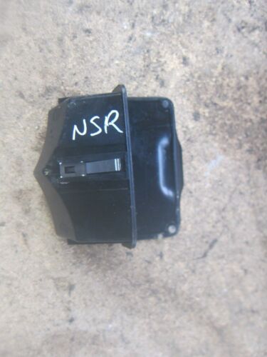 2006 BMW X5 E53. NSR PASSENGER SIDE REAR ASHTRAY