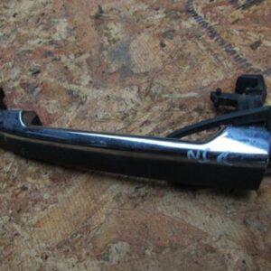 1996 MERCEDES BENZ E320 W210 ESTATE. N/S/R PASSENGER REAR DOOR HANDLE
