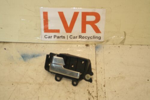 2008 FORD FOCUS MK2 1.8 TDCI. PASSENGER SIDE FRONT INNER DOOR HANDLE NEAR SIDE - Image 2
