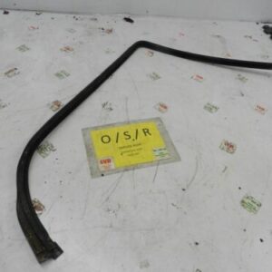 2002 MERCEDES BENZ E CLASS W210. DRIVER SIDE REAR DOOR WINDOW TRIM CHROME