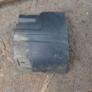 2008 LAND ROVER DISCOVERY 3. WING SILL COVER END TRIM