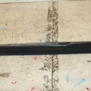 2004 BMW 318CI E4 CONVERTIBLE. OFF SIDE REAR WINDOW SEAL TRIM DRIVER GLASS GUIDE