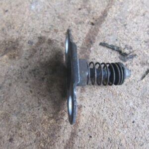 2006 BMW X5 E53. BONNET SPRING LATCH