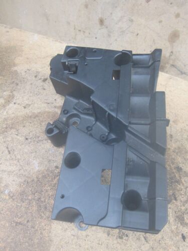 2006 BMW X5 E53. BOOT TRIM TOOL STORAGE HOUSING