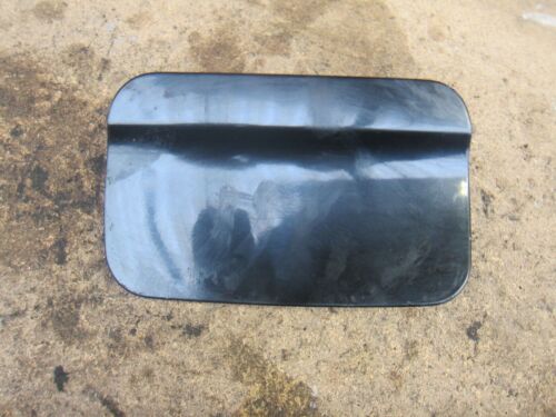 2006 BMW X5 E53. FUEL CAP COVER IN BLACK