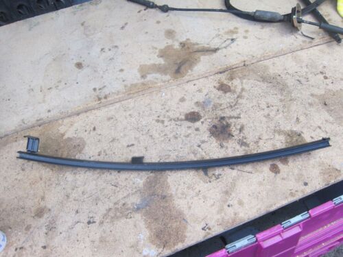 2003 HYUNDAI SANTA FE MK1 2.7 V6 PETROL. WINDOW RUNNER - Image 2