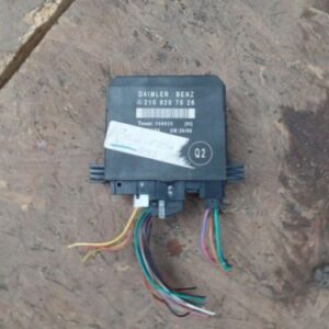 2000 MERCEDES BENZ E320 W210. DOOR ECU CONTROL MODULE