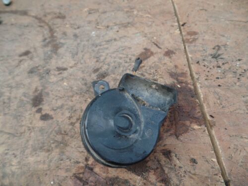 2000 MERCEDES BENZ E320 W210. HORN