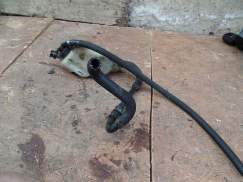 2000 MERCEDES BENZ E320 W210. POWER STEERING FLUID BOTTLE