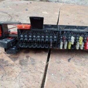 2000 MERCEDES BENZ E320 W210. FUSE BOX BOARD