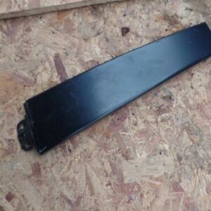 2002 AUDI A2. 1.4 PETROL. DOOR TRIM