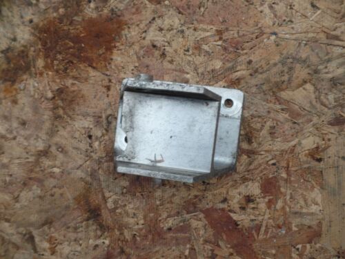2002 AUDI A2. 1.4 PETROL. BUMPER SUPPORT BRACKET