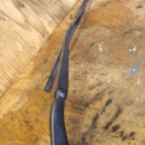 2008 LANDROVER FREELANDER 2 L359 TD4. FRONT WIPER ARM