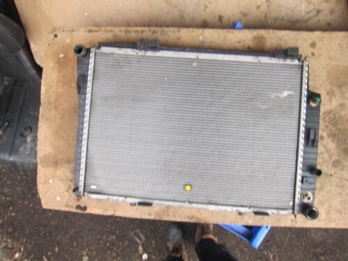 1998 MERCEDES BENZ SLK CONVERTIBLE. COOLANT RADIATOR - Image 2
