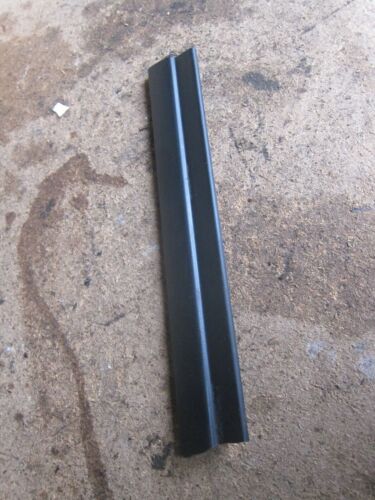 2006 BMW X5 E53. PLASTIC TRIM