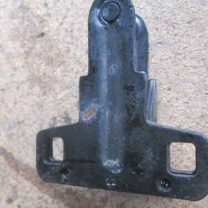 2006 BMW X5 E53. SEAT MOUNT MOUNTING POINT