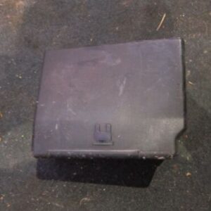 2001 PEUGEOT 206 1.6 PETROL MANUAL. FUSE BOX COVER