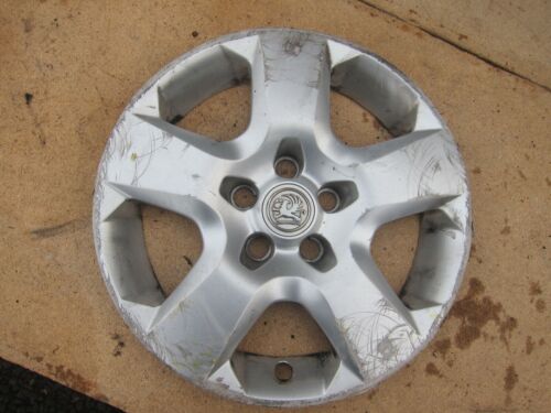 2007 VAXHALL ZAFIRA MK2 1.9 DIESEL. HUB CAP