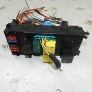 2002 MERCEDES BENZ E CLASS W210. FUSE BOX BOARD 8005401050