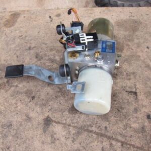 1998 MERCEDES BENZ SLK CONVERTIBLE. A170800030 ROOF MOTOR PUMP