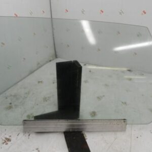 JAGUAR XJ8 X308. PASSENGER SIDE REAR WINDOW GLASS