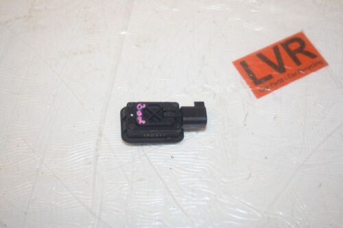 2018 LAND ROVER DISCOVERY 5 L462 BOOT LID TAILGATE BUTTON - Image 2